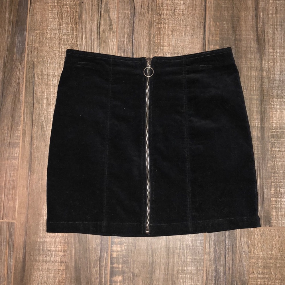 Black skirt